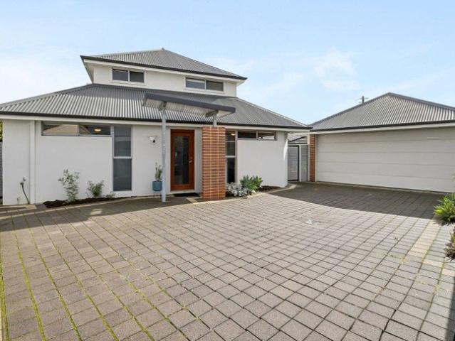 House for sale in Embleton, Western Australia