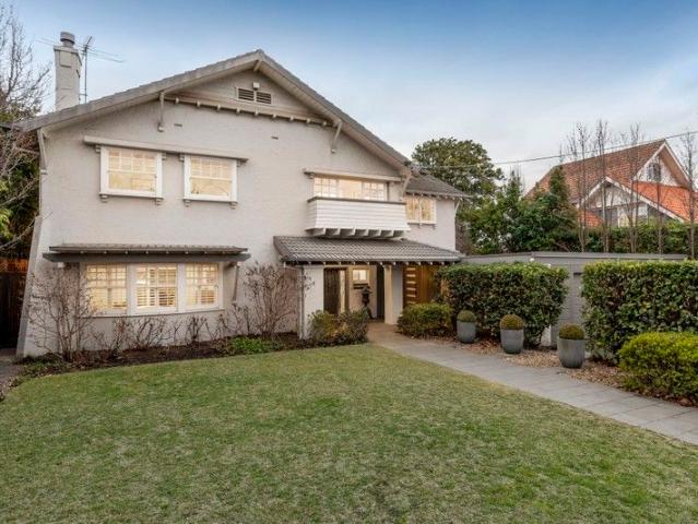 House for sale in Glen Iris