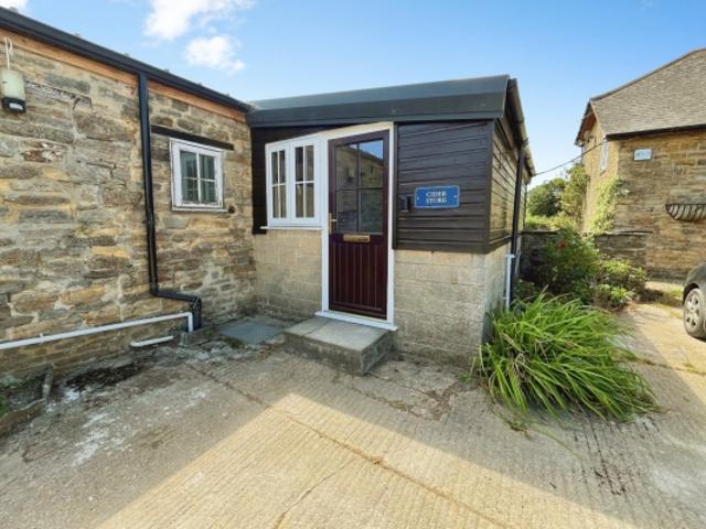 Studio for rent in Lydlinch, East Dorset