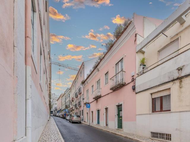 Apartamento alugar em Mercês, Lisboa