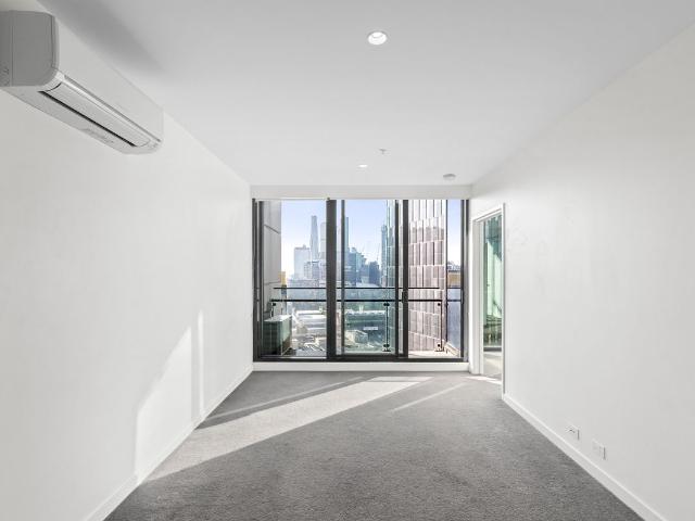 Apartment for rent in Southbank