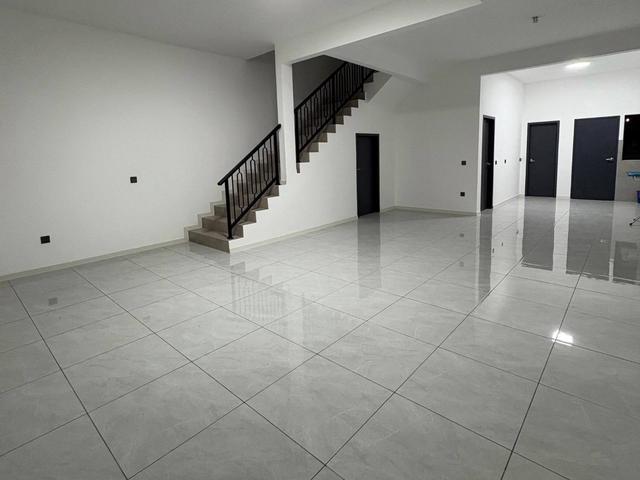 Terraced House for rent in Malaka