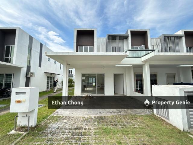 Terraced House for sale in Tanjong Sepat, Selangor