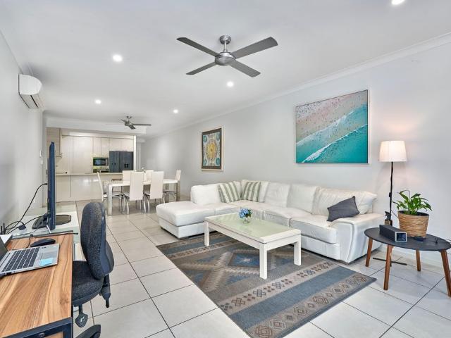 Apartment for rent in Yorkeys Knob, Queensland