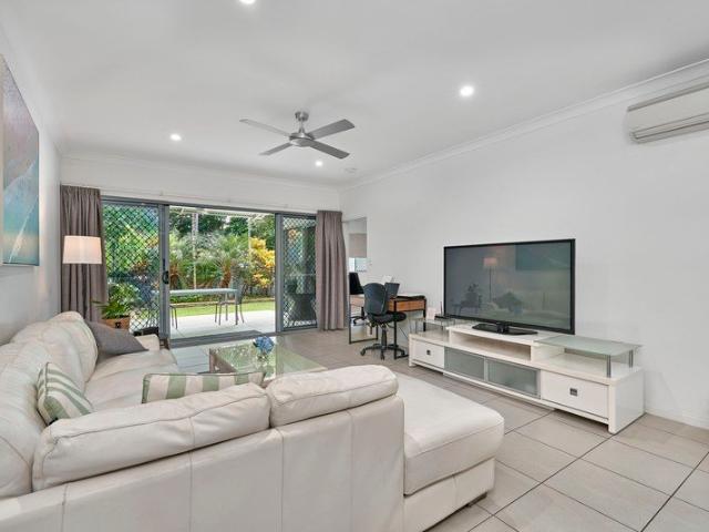Apartment for rent in Yorkeys Knob, Queensland