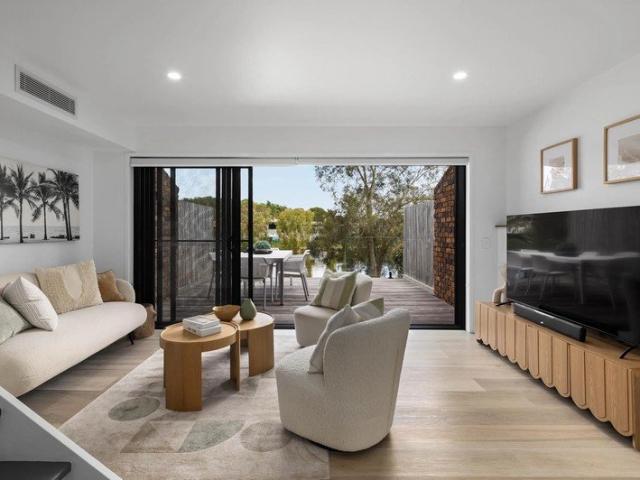 Townhouse for rent in Fernbrook, Queensland