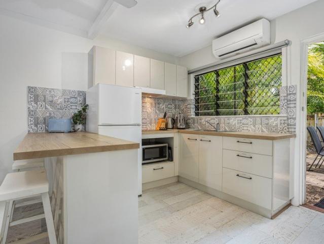 Apartment for rent in Palm Cove, Queensland