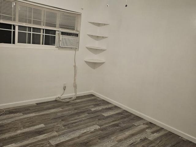Room for rent in Downey, California