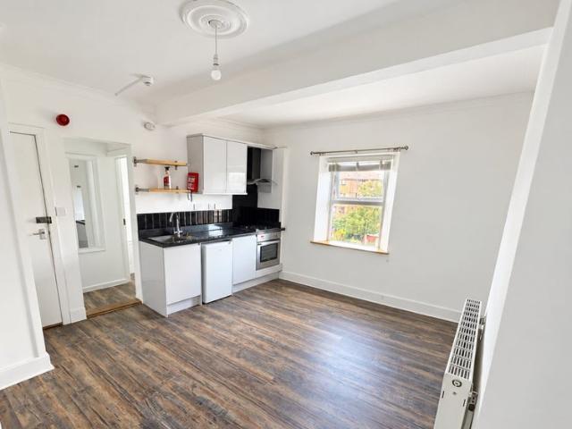 Studio for rent in West Cliff, Bournemouth