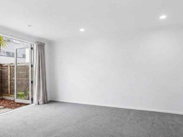 Townhouse for rent in Balmoral, Oroua County