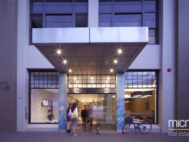 Apartment for rent in Southbank