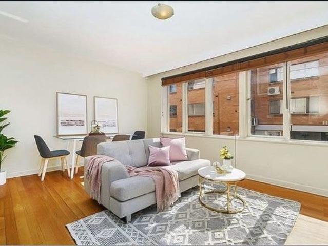 Apartment for rent in St Kilda, Melbourne