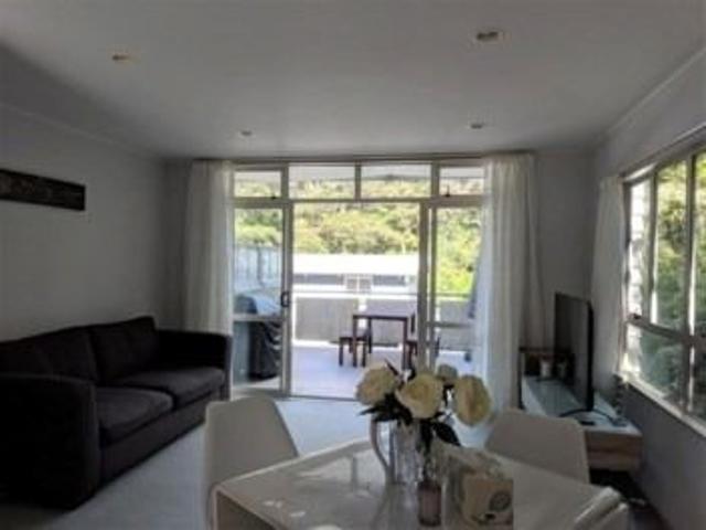 Townhouse for rent in Wairau Valley