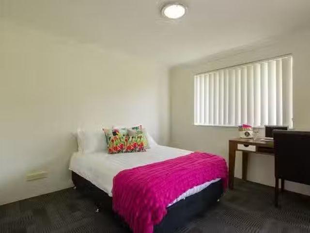 Apartment for rent in St Lucia, Greater Brisbane