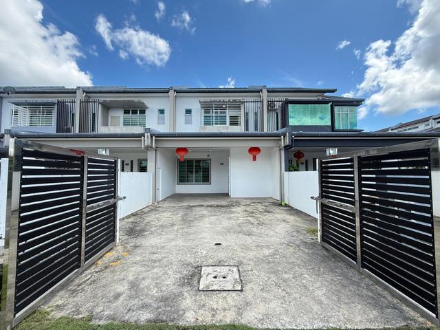 Terraced House for rent in Kuching