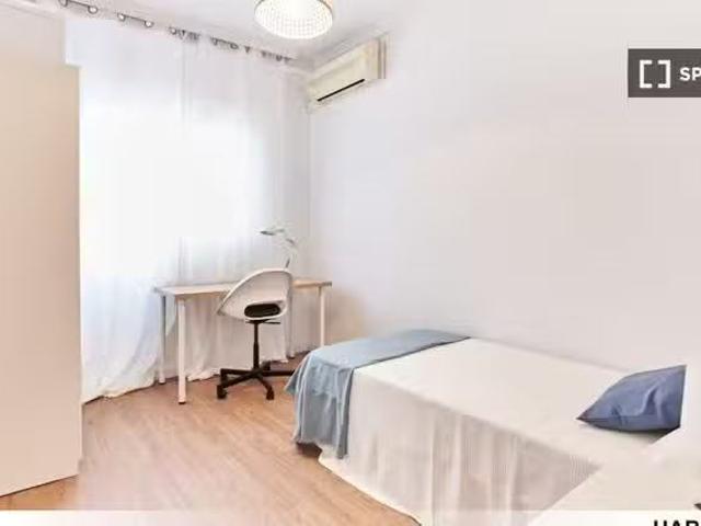 Casa en alquiler en Polígono Sur, Sevilla