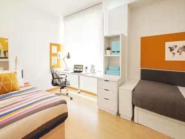 Casa en alquiler en Segundo Ensanche, Iruñerria