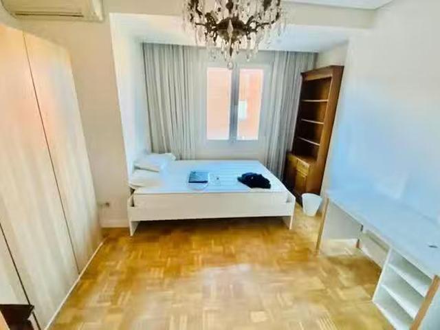 Casa en alquiler en Estrella, Madrid