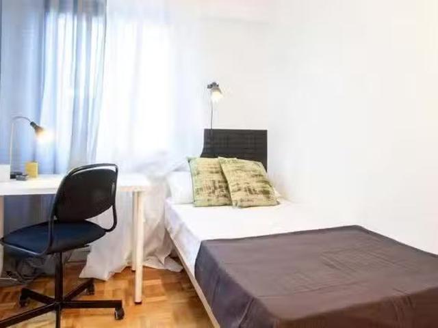 Casa en alquiler en Ciudad Lineal, Madrid