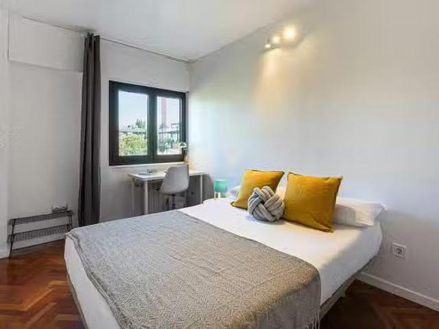 Casa en alquiler en Ciudad Lineal, Madrid