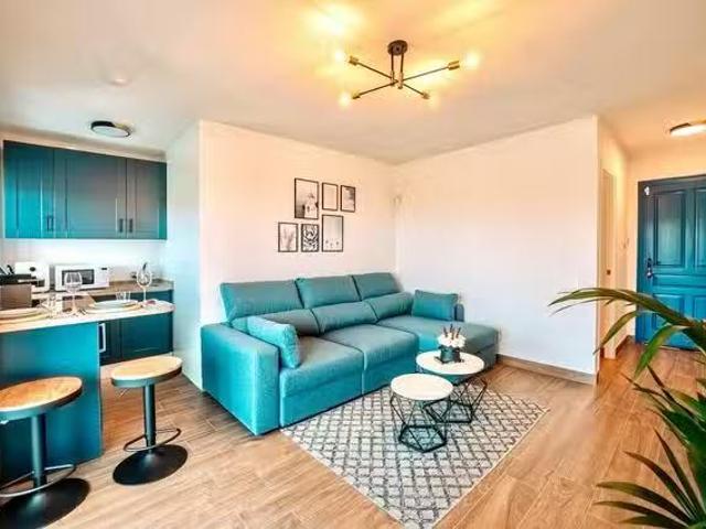 Apartamento en alquiler en Forest Hills, Costa del Sol Occidental