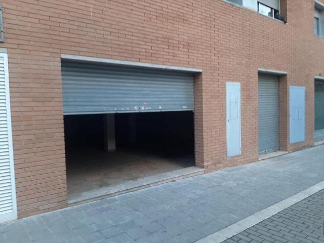 Local Comercial en venta en Abrera