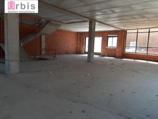 Local Comercial en alquiler en Carbajosa De La Sagrada, Albahonda IV