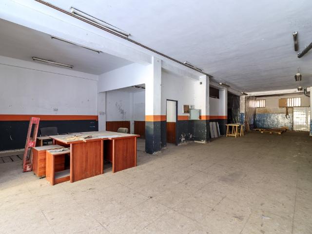 Local Comercial en venta en Granada, Cervantes