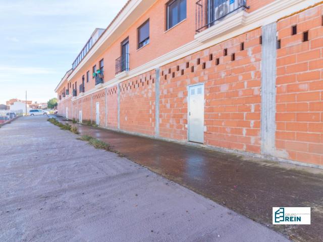 Local Comercial en venta en Recas