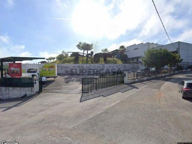 Armazém venda em Soure