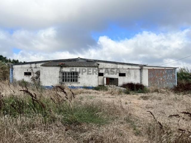 Armazém venda em Casal Serrano, Lourinhã