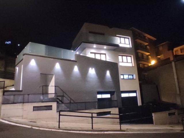 Casa en venta en Areta, Aiara