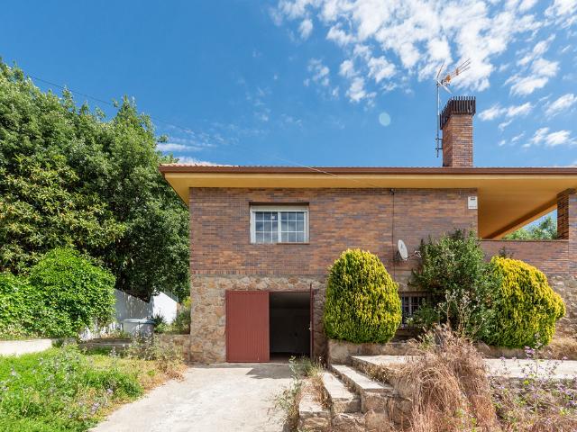 Villa en venta en El Boalo