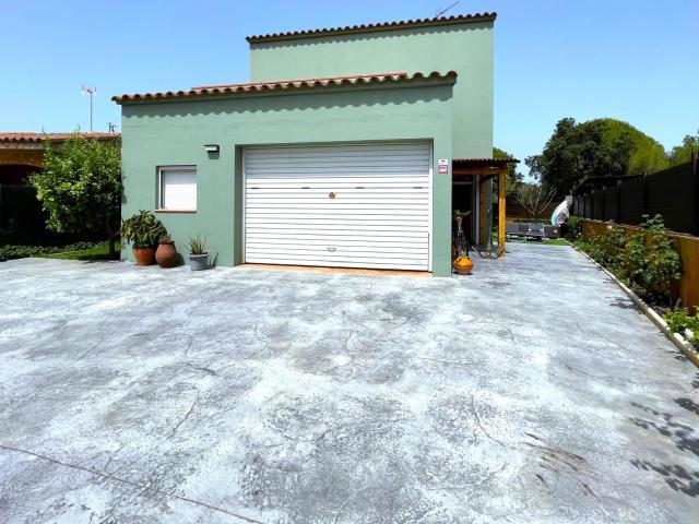 Villa en venta en Mont-ras