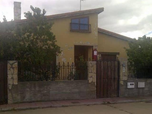 Villa en venta en Nava Del Rey
