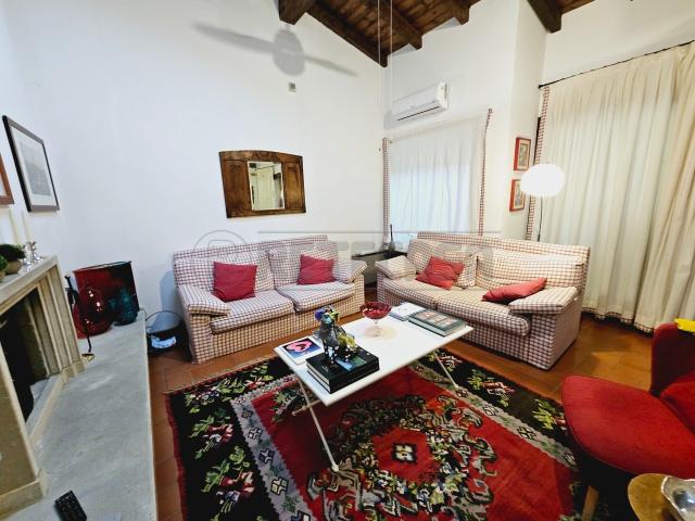 Villa Indipendente in affitto a Soiano Del Lago, Lombardia