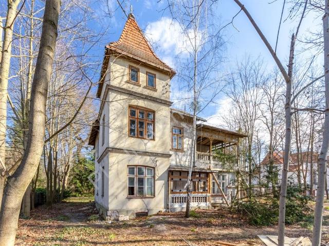 Dom na sprzedaż w Milanówek, Mazowieckie