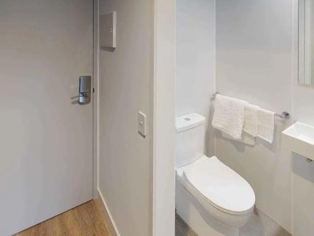 Apartment for rent in North Melbourne