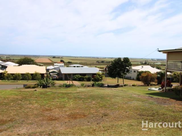 Land for sale in Qunaba Land for sale in Qunaba