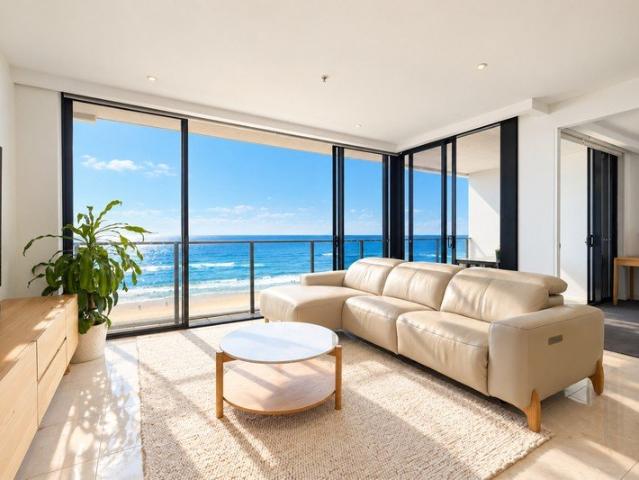 Apartment for sale in Broadbeach, Gold Coast City