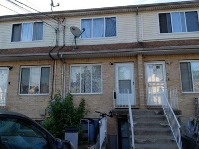 Condo for sale in Arverne, New York