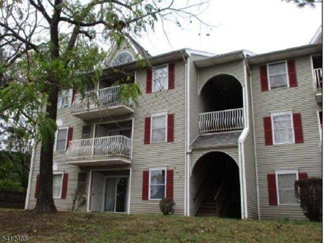 Condo for sale in Irvington, New Jersey