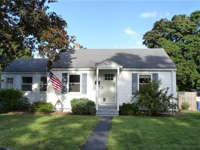 House for sale in Warwick, Kent County