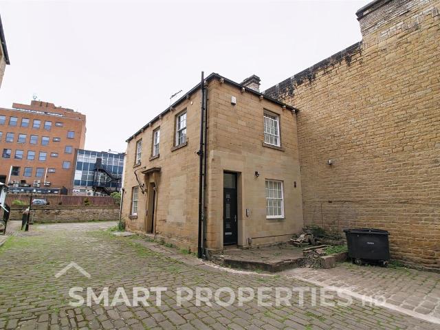 Room for rent in Highfields, Huddersfield
