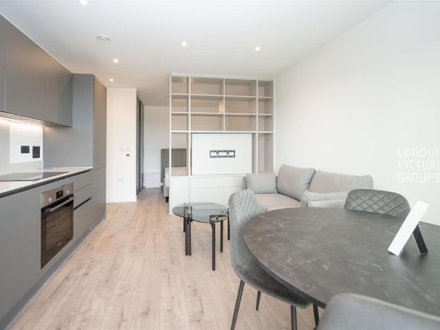 Studio for rent in North Watford