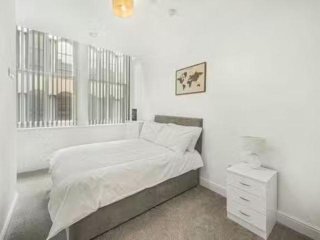 Apartment for rent in Cavern Quarter, Calderstones