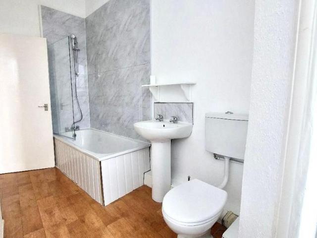 Apartment for rent in Margate Old Town, Acol