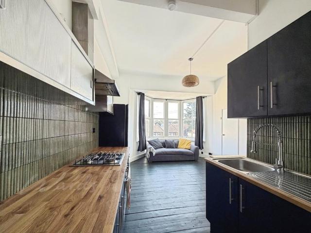 Apartment for rent in Margate Old Town, Acol