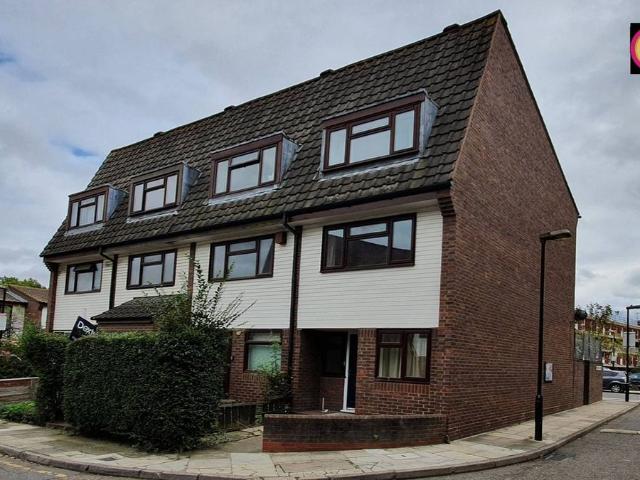 House for rent in Ocean Estate, Mile End