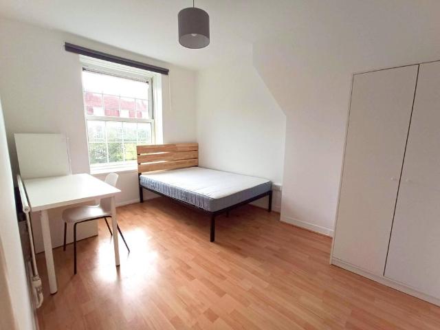 House for rent in Clapham, Greater London